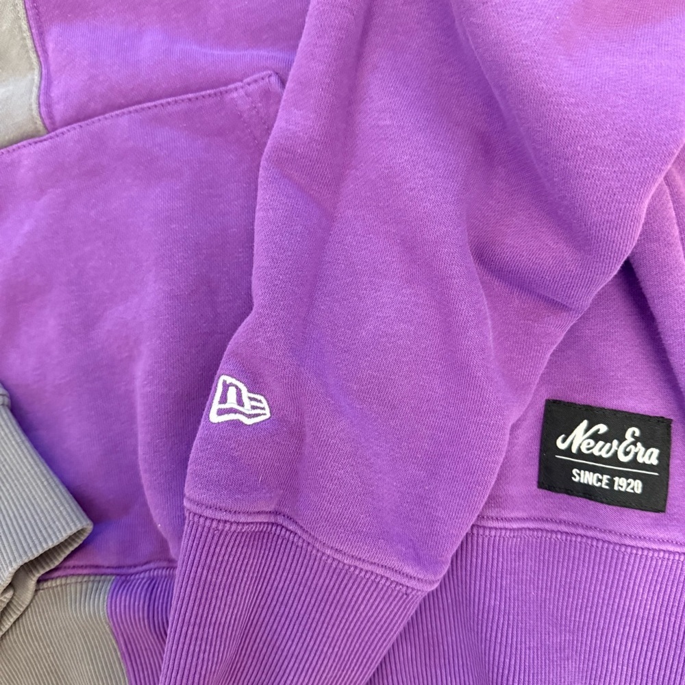 New Era Lakers Woman’s Hoodie Size Medium Purple - Picture 3 of 6